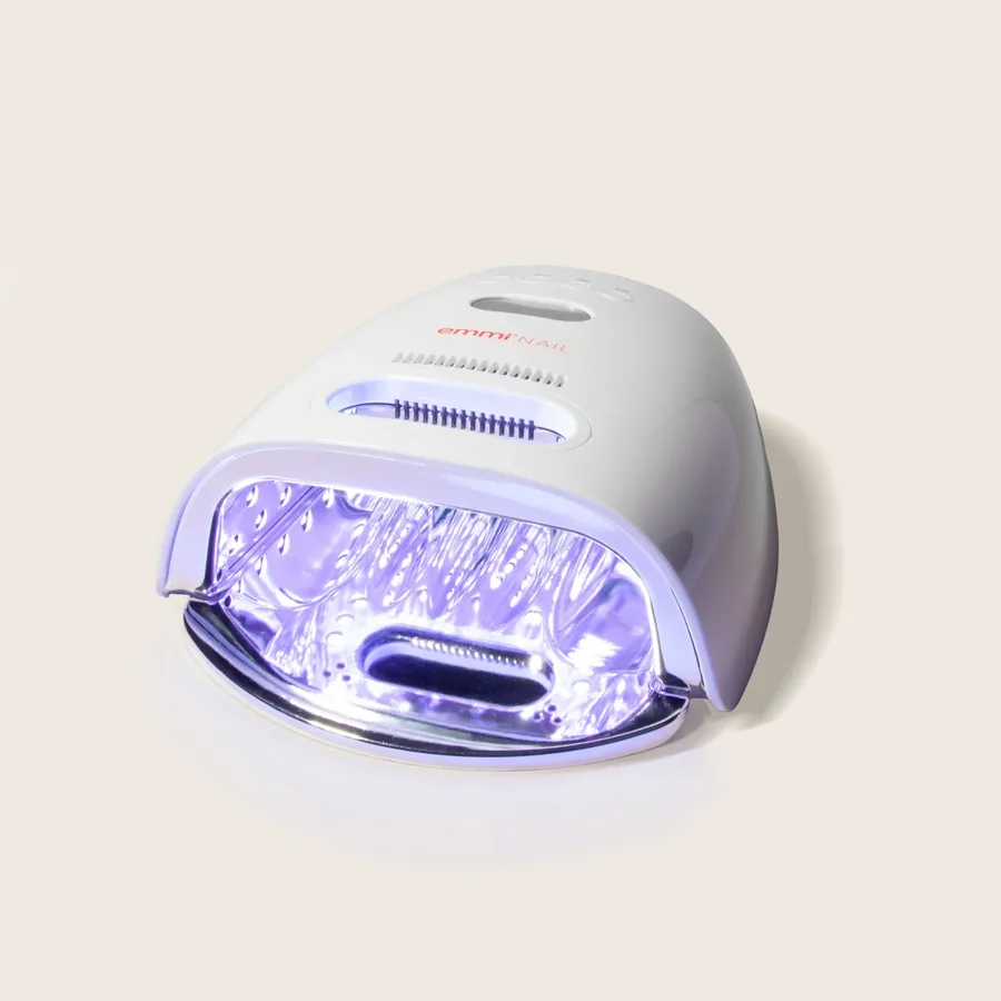 emmi NAIL Power 48 cordless UV/LED lamp